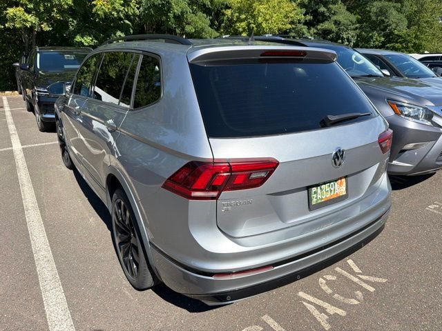 Used 2020 Volkswagen Tiguan SE R-Line w/ 3rd Row Seat Package AWD/4WD image 7