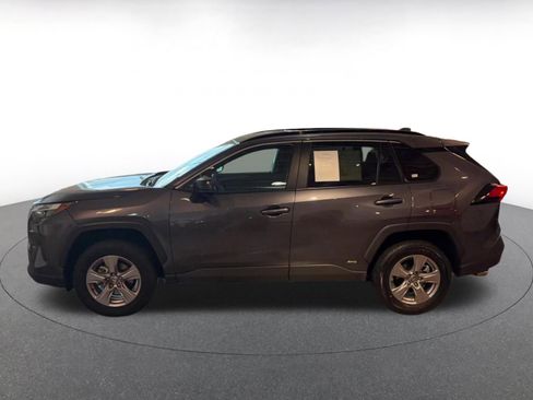 Used 2025 Toyota RAV4 LE image 9