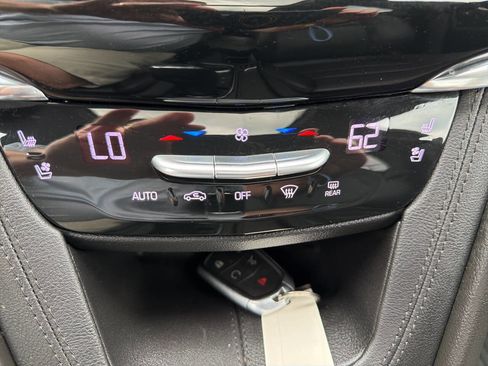 Used 2020 Cadillac XT6 Sport AWD/4WD image 33