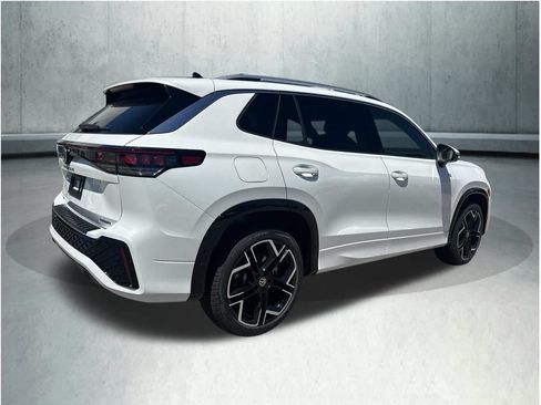 New 2026 Volkswagen Tiguan SEL R-Line AWD/4WD image 5