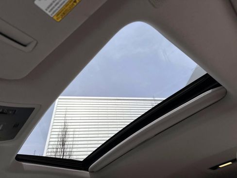 Used 2018 Lexus RX 350L AWD image 28