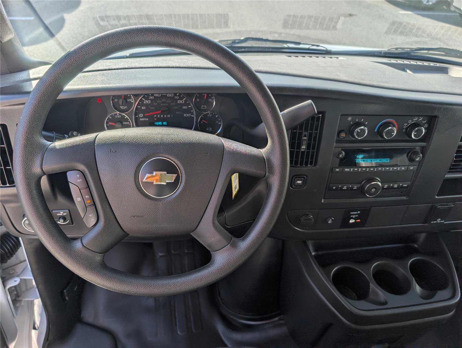Used 2025 Chevrolet Express 2500 w/ Driver Convenience Package RWD image 15