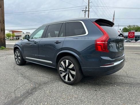 Certified 2023 Volvo XC90 T8 Ultimate AWD/4WD image 2
