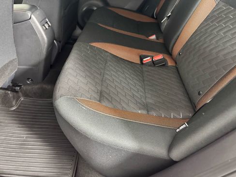 Used 2024 Nissan Kicks SR image 23