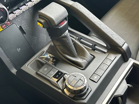 New 2026 Toyota Tacoma TRD Off-Road AWD/4WD image 24