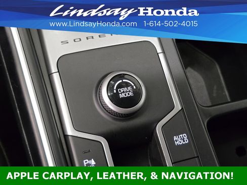 Used 2022 Kia Sorento S image 16