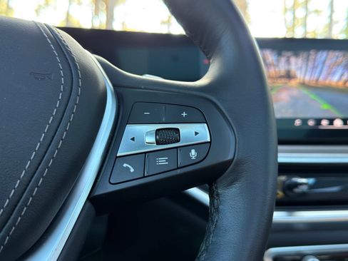 Used 2024 BMW X5 xDrive50e image 24