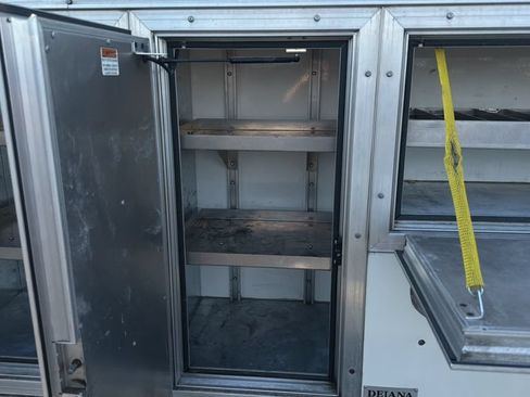 Used 2016 Chevrolet Express 3500 RWD image 6