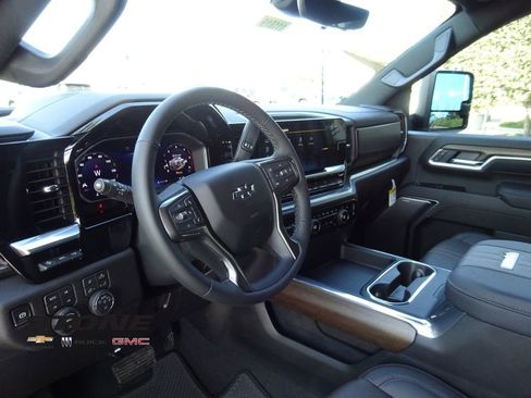 New 2026 Chevrolet Silverado 3500 High Country w/ High Country Premium Package image 13