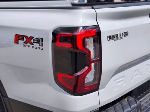 New 2026 Ford Ranger XLT w/ FX4 Off-Road Package AWD/4WD image 9