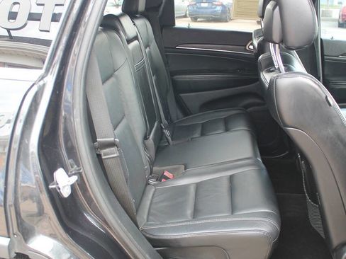 Used 2016 Jeep Grand Cherokee Limited w/ Trailer Tow Group IV image 20