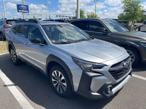 Used 2024 Subaru Outback Limited image 3