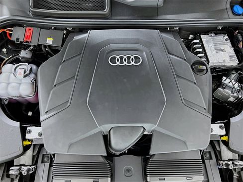 New 2026 Audi Q8 Prestige image 30