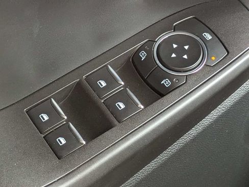 Used 2023 Ford Explorer 2WD image 24