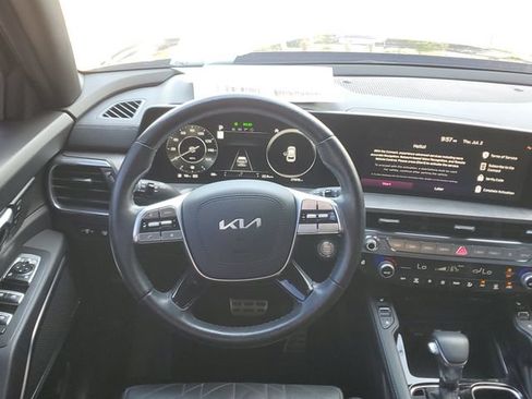 Certified 2024 Kia Telluride SX X-Line AWD/4WD image 12