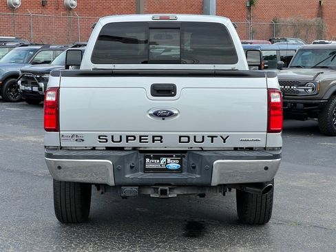 Used 2014 Ford F250 Lariat w/ Chrome Package AWD/4WD image 4