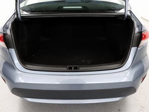 Used 2020 Toyota Corolla LE image 26