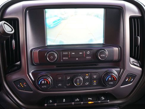 Used 2018 GMC Sierra 1500 SLT image 17