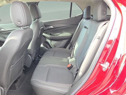 Used 2023 Buick Encore GX Select w/ Sport Touring Package image 10