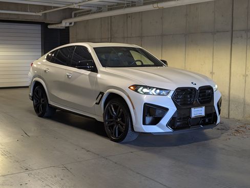 Used 2024 BMW X6 M Competition w/ Executive Package image 9