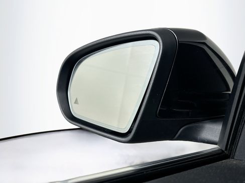 Used 2016 Mercedes-Benz GLC 300 4MATIC image 16