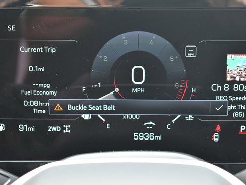 Used 2025 GMC Yukon AT4 image 22