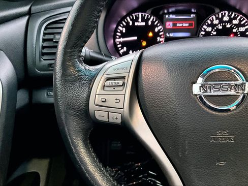 Used 2014 Nissan Altima 2.5 SL w/ Technology Package image 22