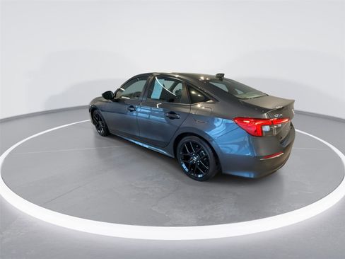 Used 2022 Honda Civic Sport image 4