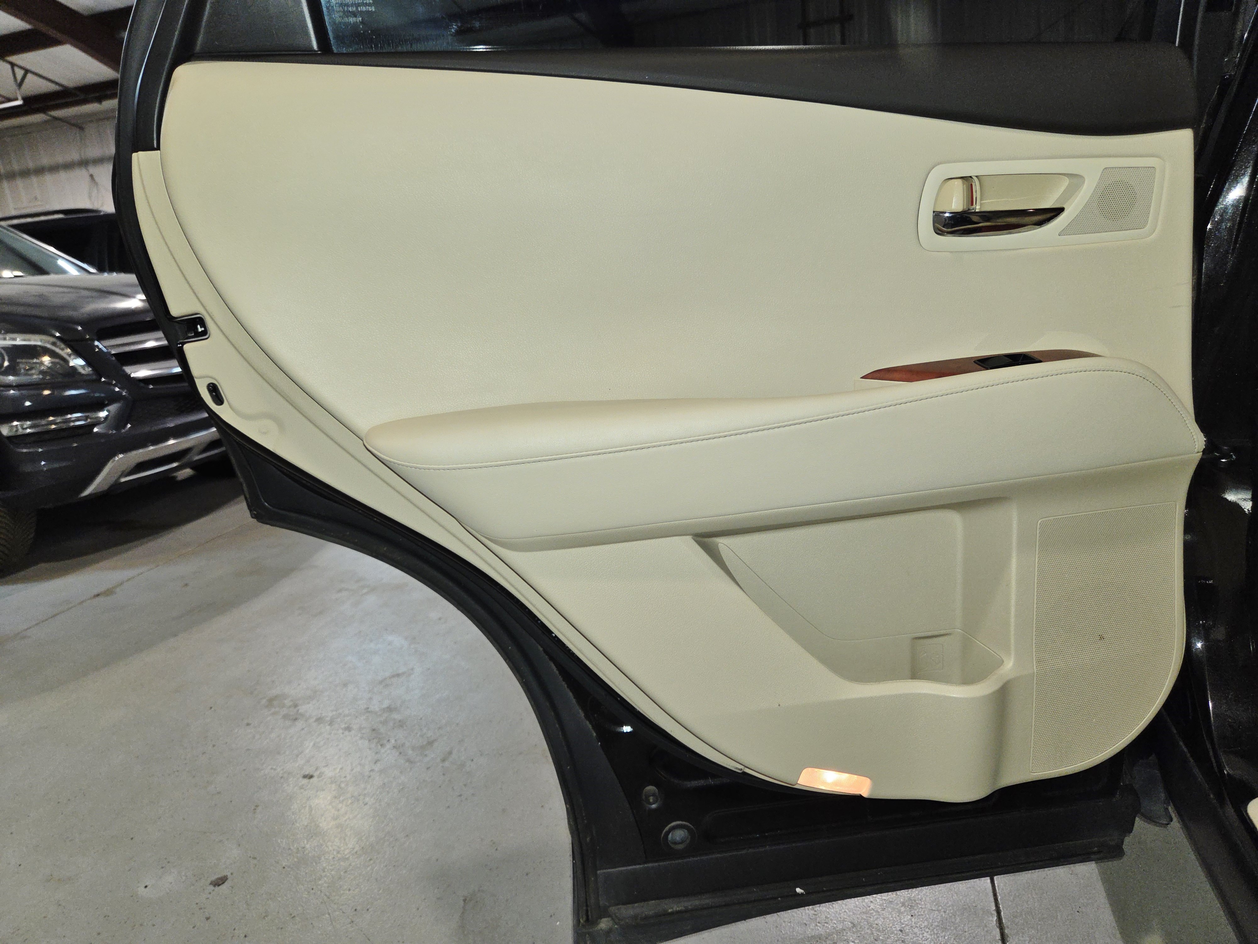 Used 2012 Lexus RX 350 AWD w/ Premium Pkg image 19