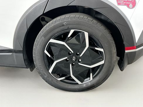 Used 2024 Hyundai Ioniq 5 SEL RWD image 11