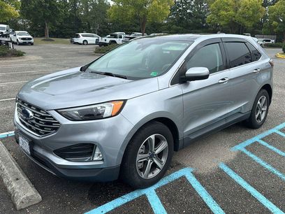 Used 2022 Ford Edge SEL w/ Convenience Package