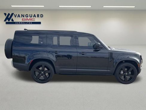 Used 2023 Land Rover Defender 130 S image 8