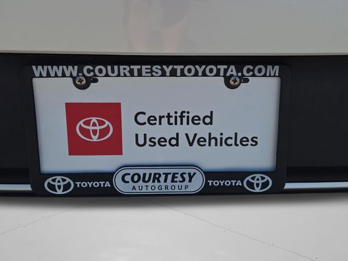 Certified 2024 Toyota Crown Platinum AWD/4WD image 33