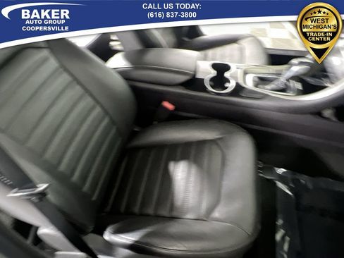 Used 2015 Ford Fusion SE w/ Equipment Group 202A image 26