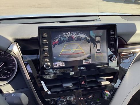 Used 2023 Toyota Camry XLE image 19