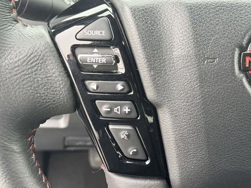 Used 2025 Nissan Frontier PRO-4X image 20