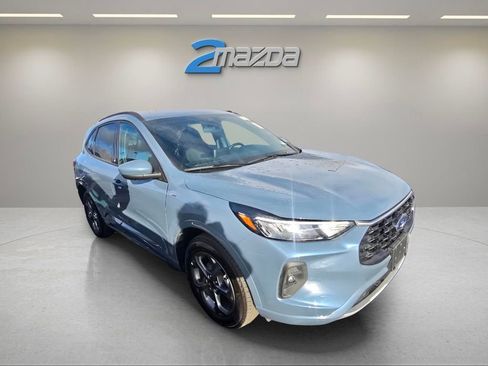 Used 2024 Ford Escape ST-Line Select image 5