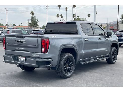 Used 2022 GMC Sierra 1500 Elevation w/ LPO, Elevation Black Package AWD/4WD image 6