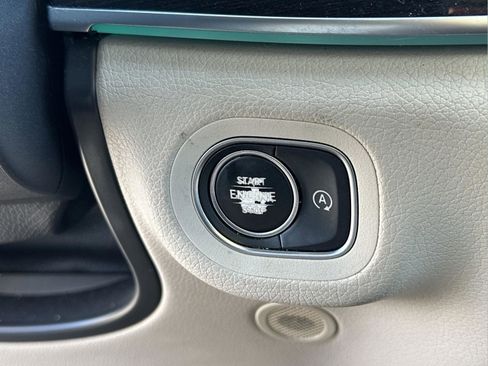 Used 2020 Mercedes-Benz GLE 350 GLE 350 w/ AMG Line Exterior image 30