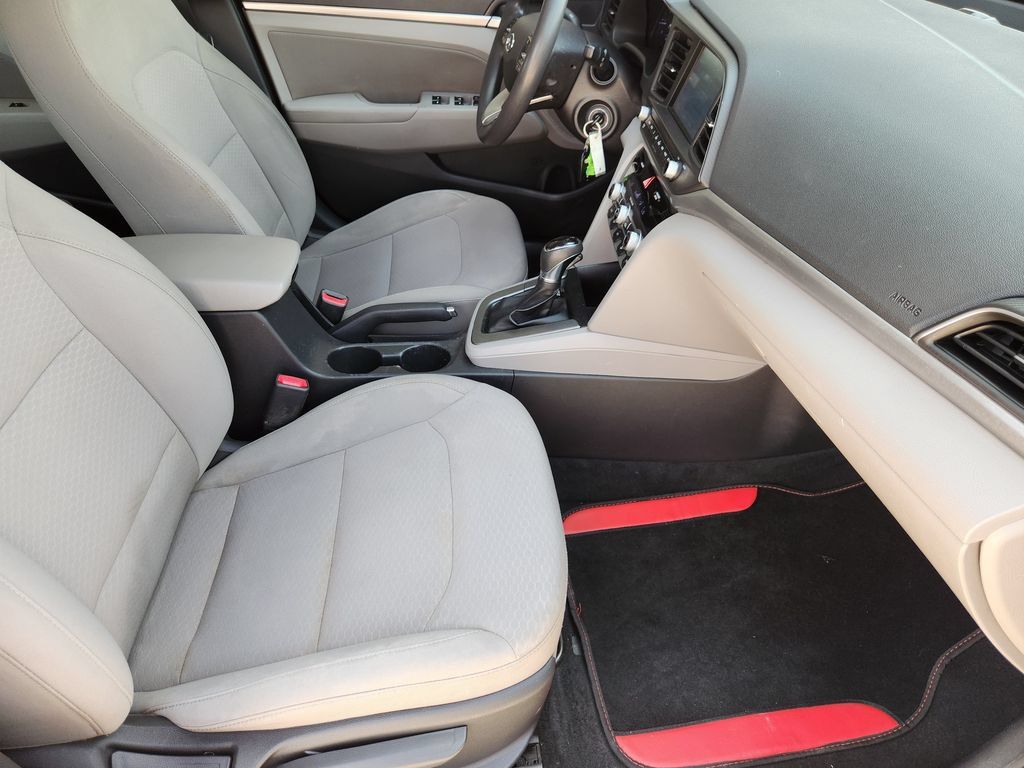 Used 2020 Hyundai Elantra SEL FWD image 16