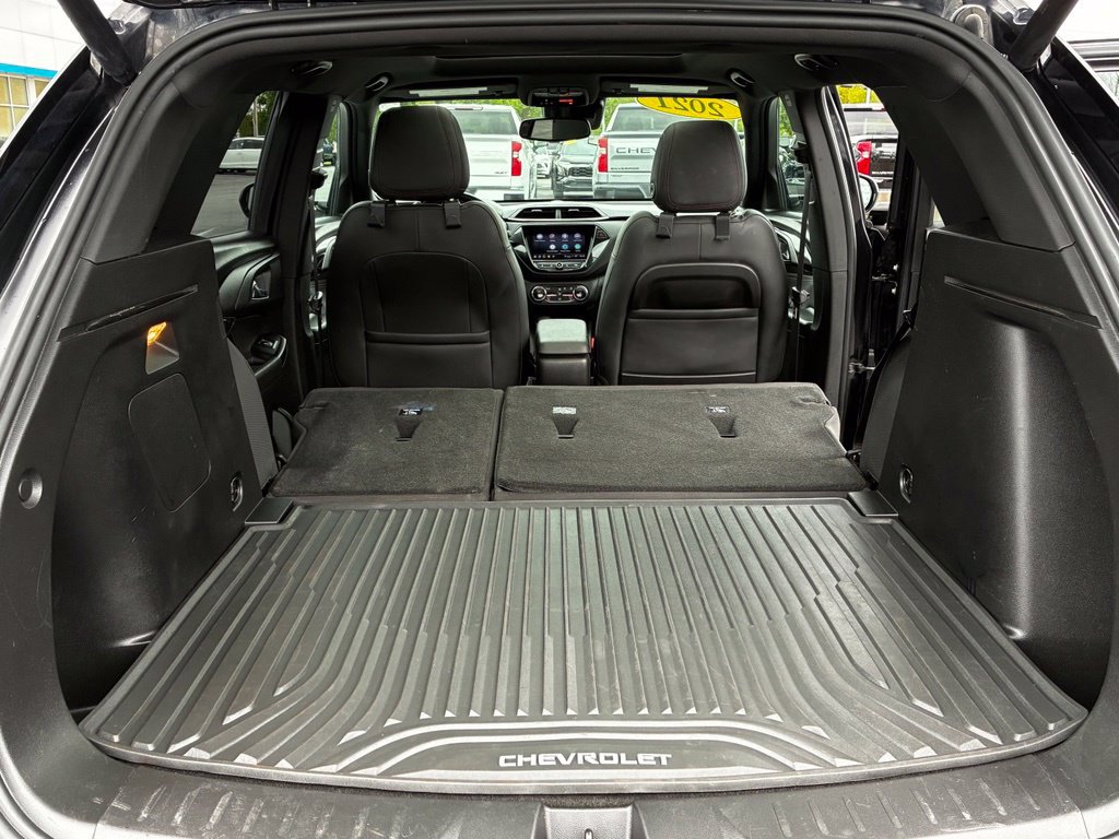 Certified 2021 Chevrolet TrailBlazer RS w/ Sun and Liftgate Package AWD/4WD image 37
