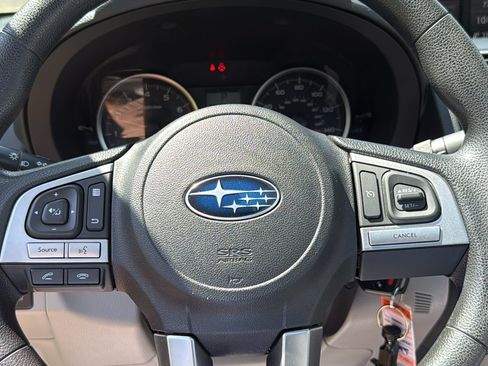 Used 2017 Subaru Forester 2.5i Premium w/ All-Weather Package AWD/4WD image 13
