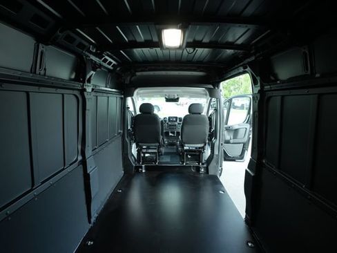 New 2026 RAM ProMaster 2500 w/ Quick Order Package 22G SLT FWD image 19