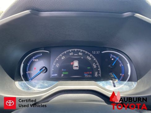 Certified 2024 Toyota RAV4 XLE w/ Convenience Package AWD/4WD image 38