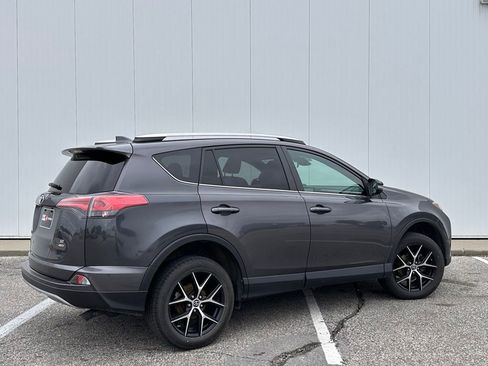Used 2018 Toyota RAV4 SE w/ Power Extra Value Package AWD/4WD image 5