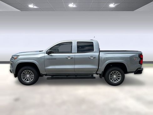 Certified 2026 Chevrolet Colorado LT w/ LT Convenience Package AWD/4WD image 2