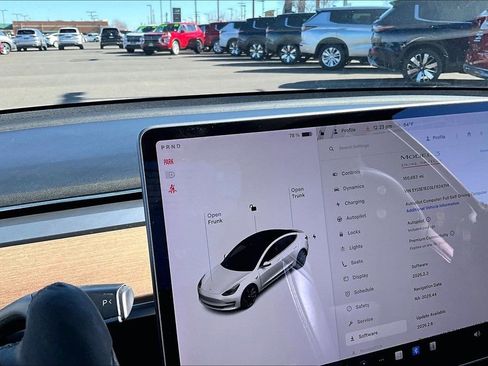 Used 2020 Tesla Model 3 Performance image 20