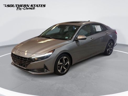 Certified 2023 Hyundai Elantra Limited w/ Cargo Package FWD image 1