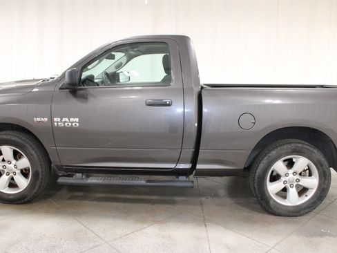 Used 2015 RAM 1500 Express RWD image 6
