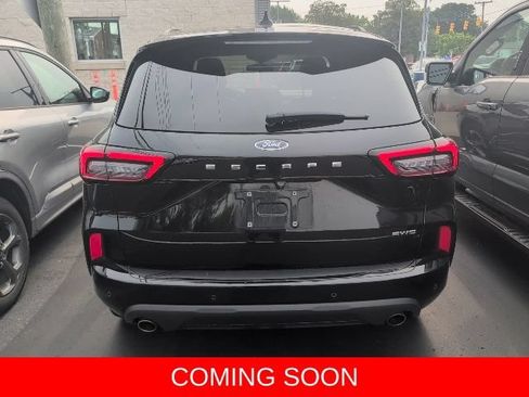 Used 2024 Ford Escape ST-Line w/ Tech Pack #1 AWD/4WD image 7
